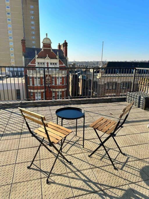 Central London Apartment - Yvonne Extérieur photo